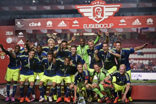 «Аякс» – «Бенфика» – Арена имени Йоханна Кройфа в ожидании праздника