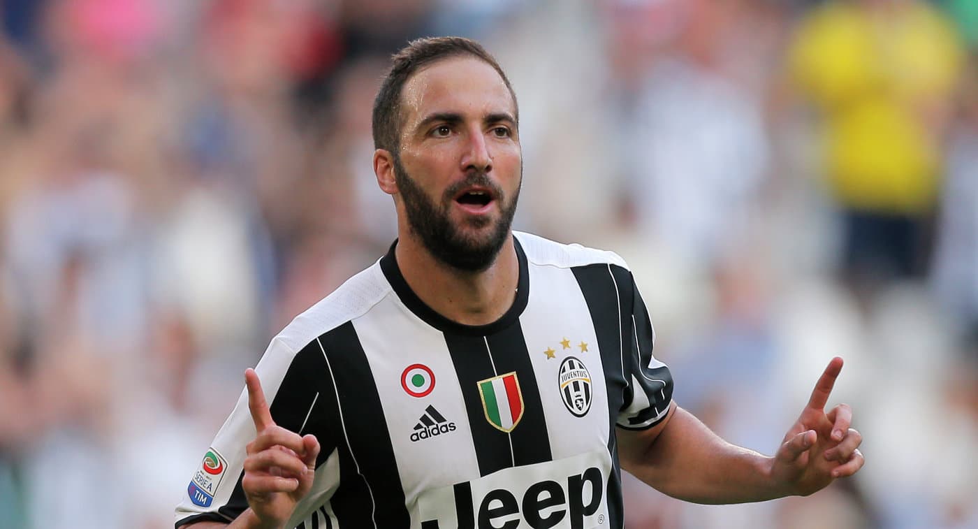 Букмекеры: Игуаин стал ближе к переходу в «Рому»