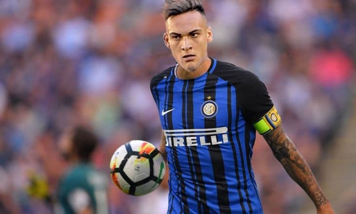 Лига чемпионов: «Интер» ведет в счете на «Камп Ноу» благодаря голу Лаутаро Мартинеса