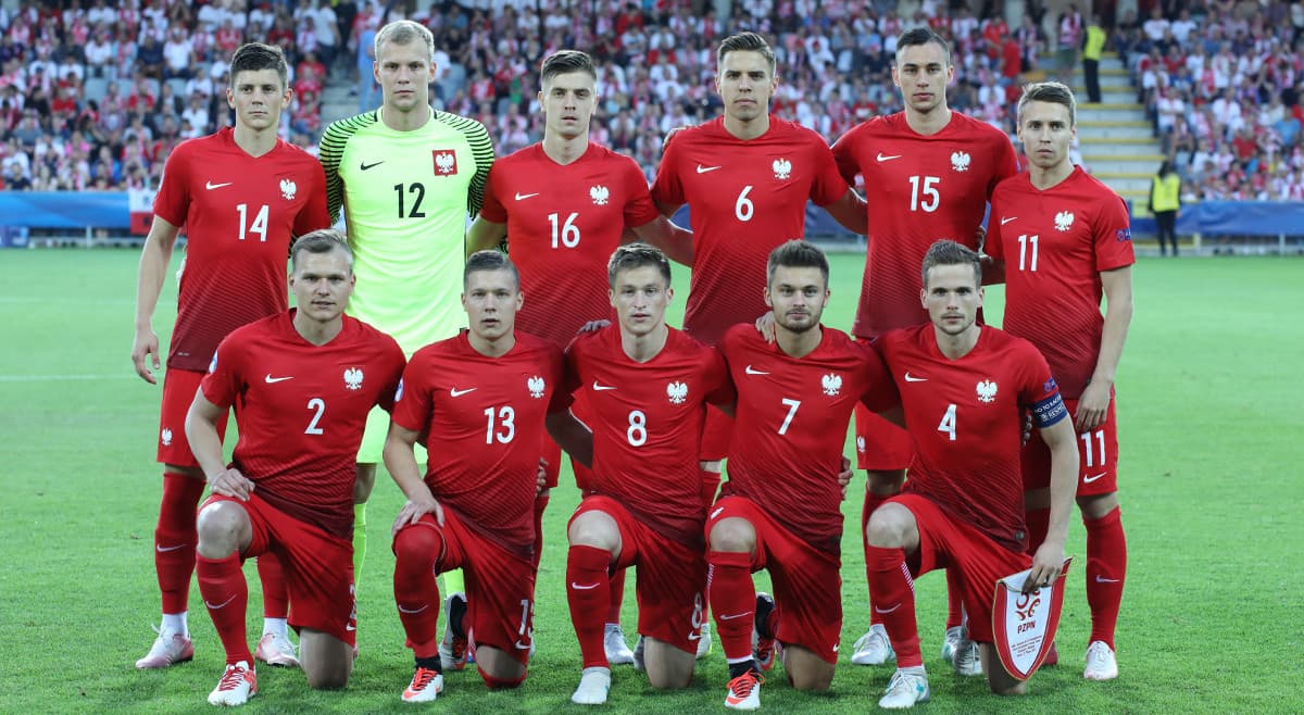 Самолет с футболистами молодежной сборной Польши отправлен в Челябинск вместо Екатеринбурга