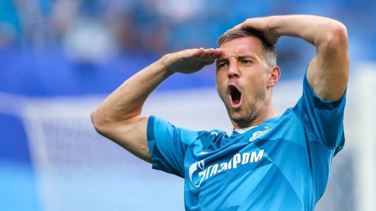 Лига чемпионов: Дзюба вывел «Зенит» вперед в матче с «Бенфикой»