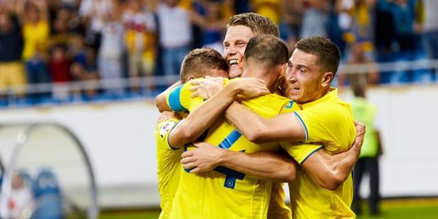 «Ростов» - «Динамо»: эксперты ставят на победу команды Карпина