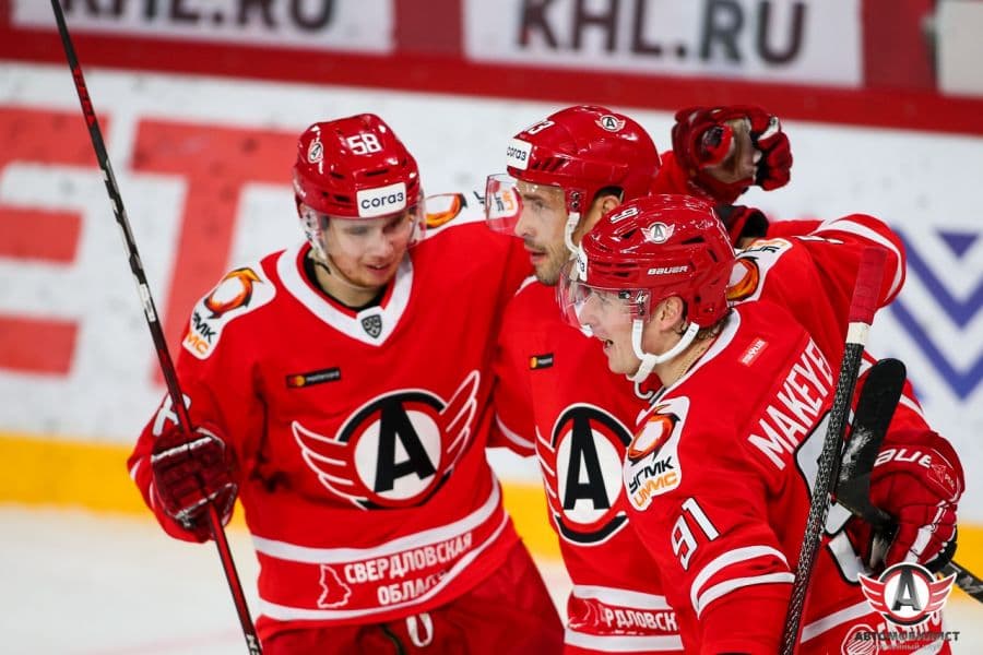 Нефтехимик - Автомобилист