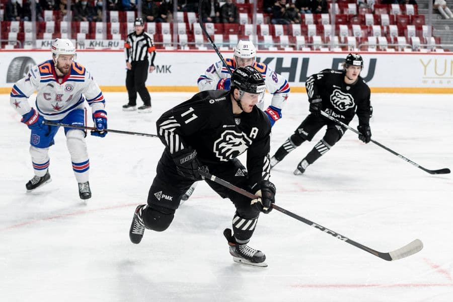 Трактор - Йокерит