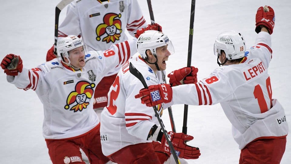 Трактор - Йокерит