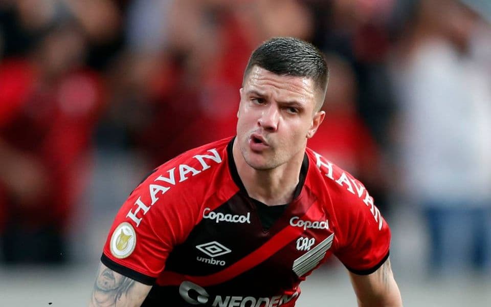 Интернасьонал - Атлетико Паранаэнсе