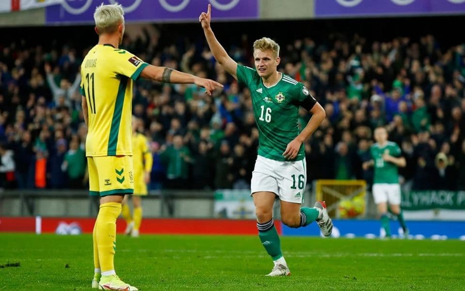 Северная Ирландия - Греция