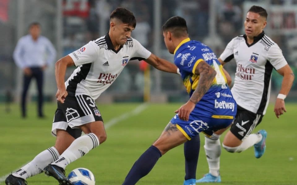 Коло-Коло - Интернасьонал