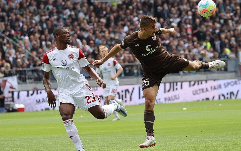 Ганновер - Санкт-Паули