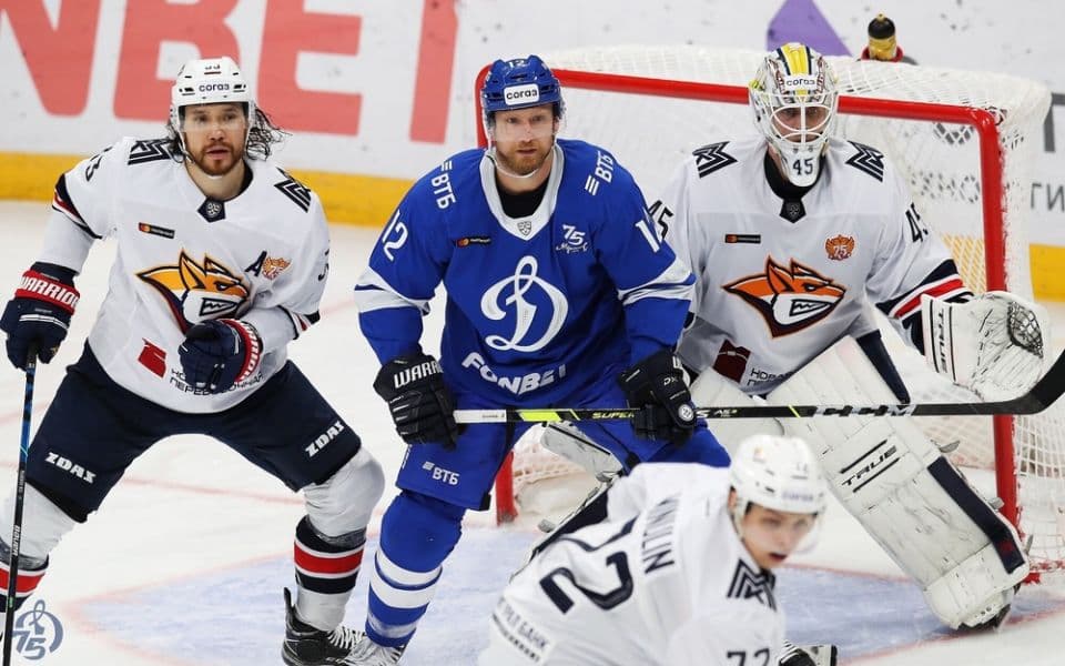 Амур - Динамо М