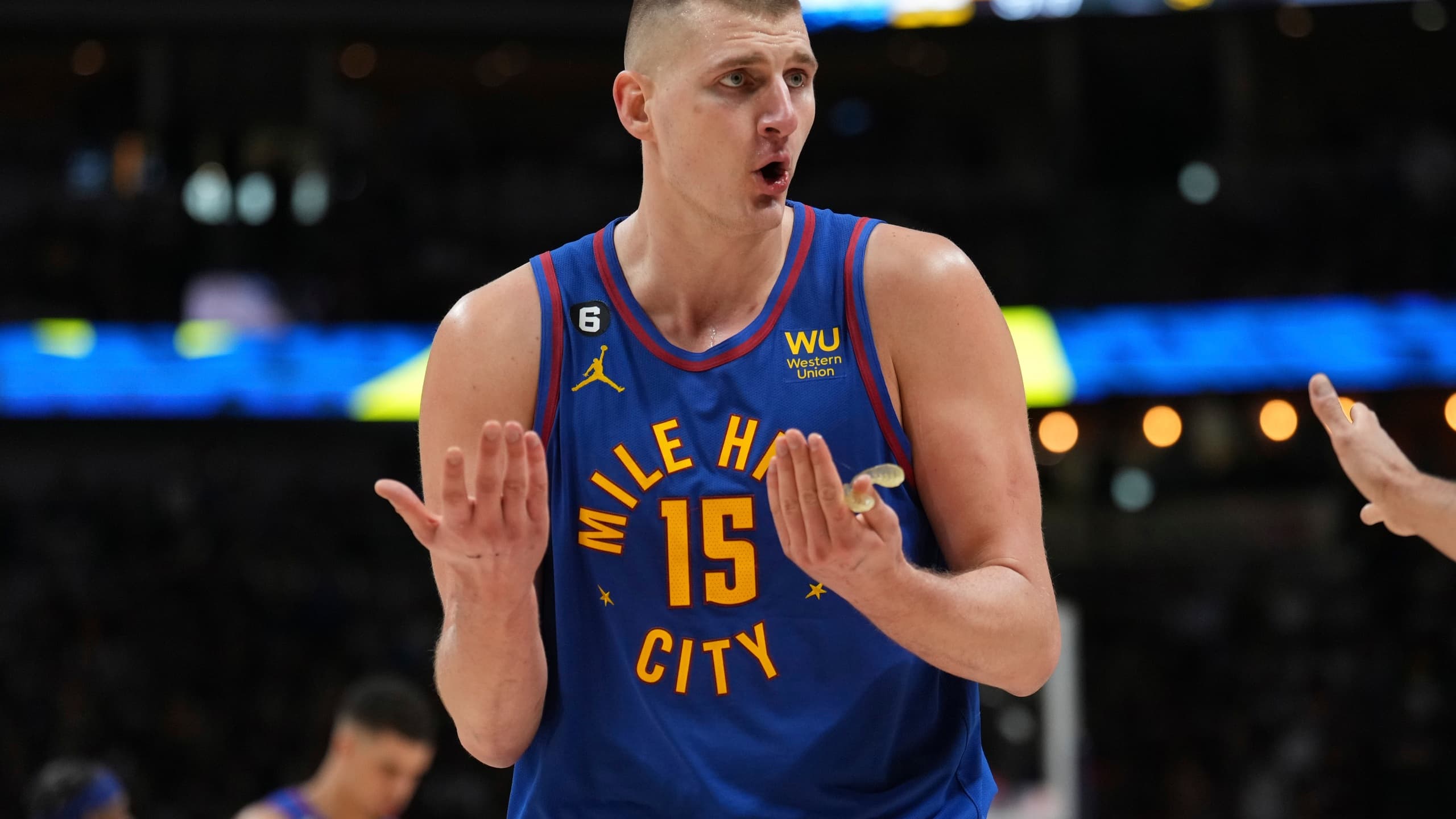 «Денвер» победил «Лейкерс» в первом матче финала конференции