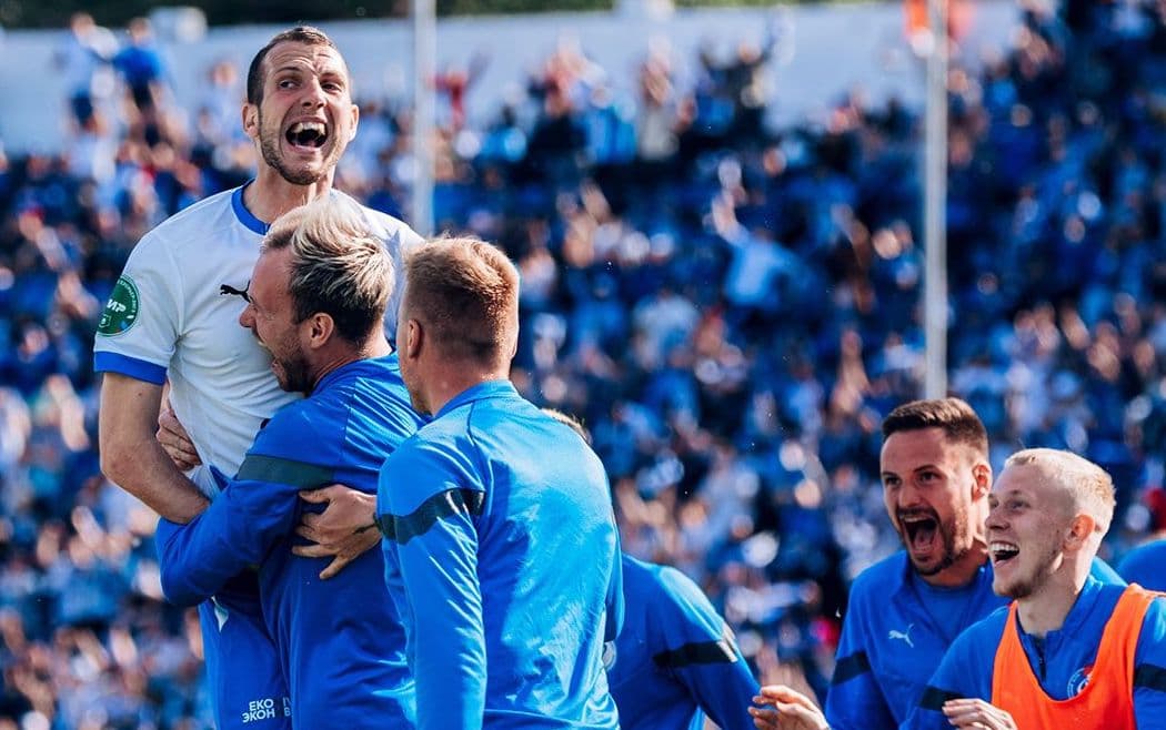 «Факел» победит «Енисей» в первом переходном матче