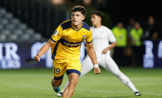 «Централ Кост Маринерс» фаворит в матче шестого тура австралийской Лиги А против «Мельбурн Виктори» 3 декабря