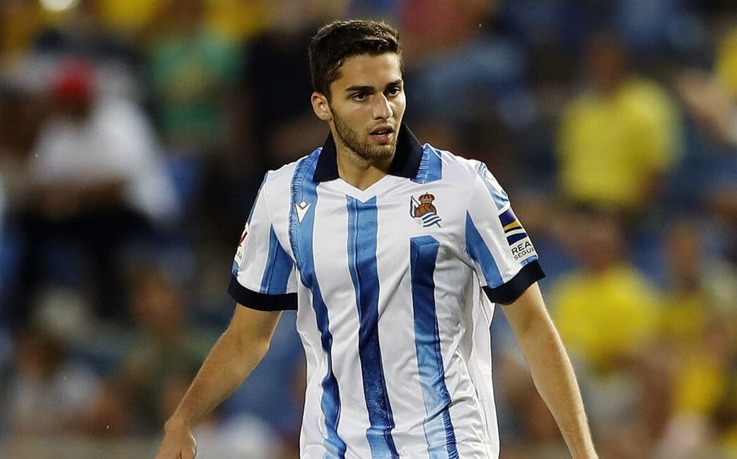 Радченко: Захарян не выиграл конкуренцию за место в основном составе, к сожалению, процесс адаптации затянулся