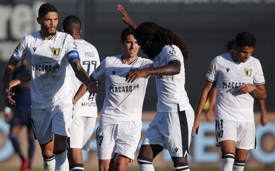 «Каса Пиа» - «Фамаликан»