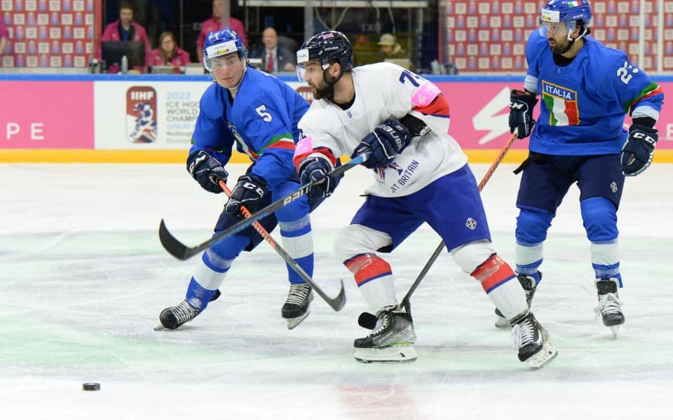 Великобритания - Канада