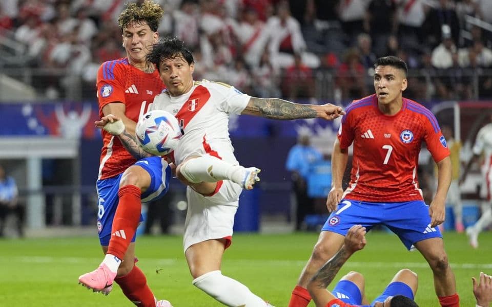 Аргентина - Перу