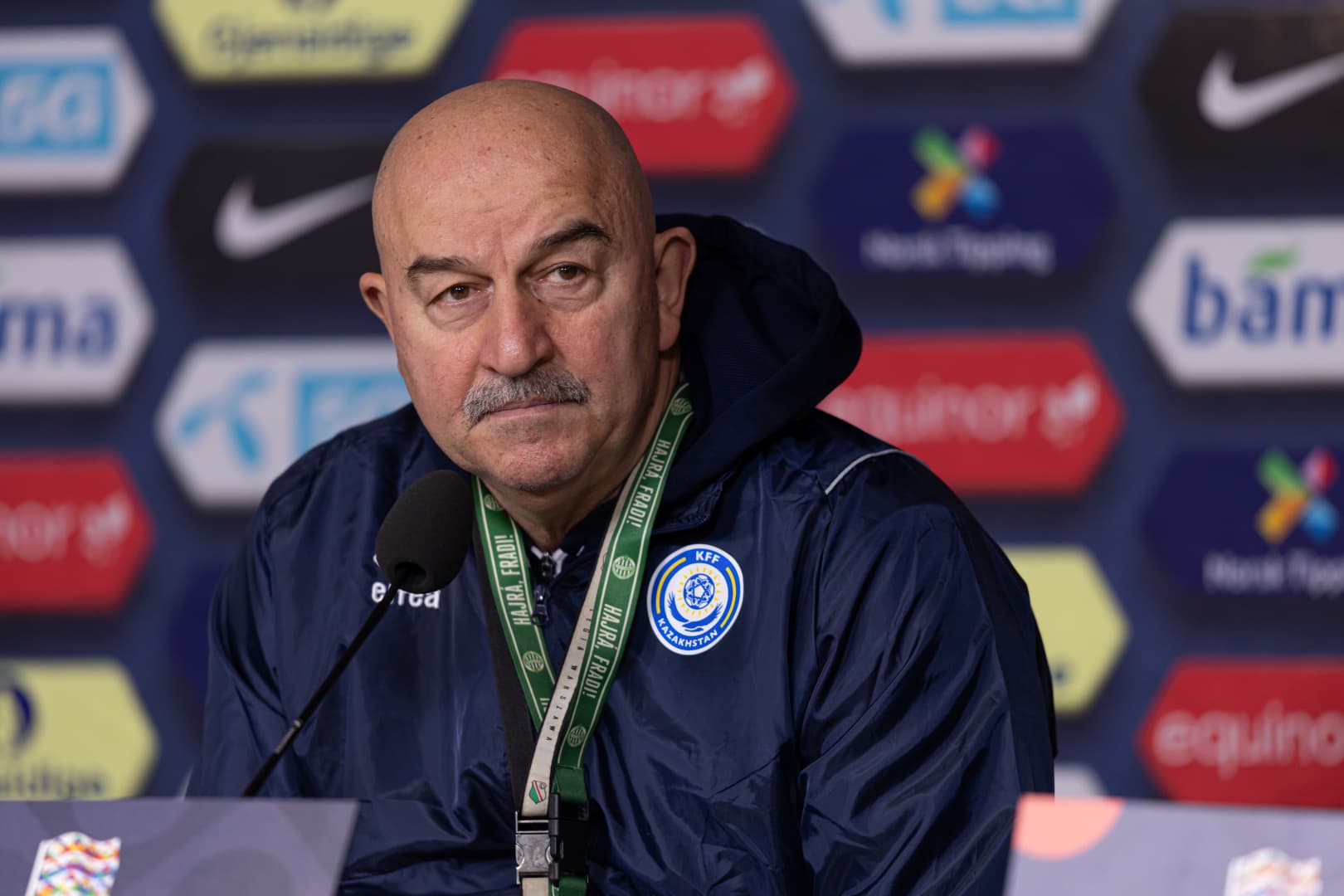 Помощник Черчесова: уведомлений об увольнении из сборной Казахстана не было, работаем дальше