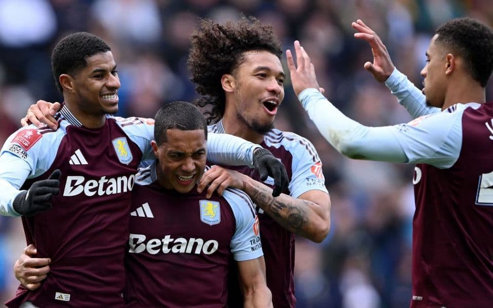 «Астон Вилла» - «Ноттингем Форест»