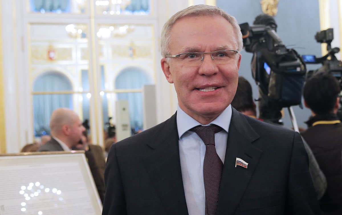 Фетисов: из СКА уехало четыре человека в НХЛ, это неправильно