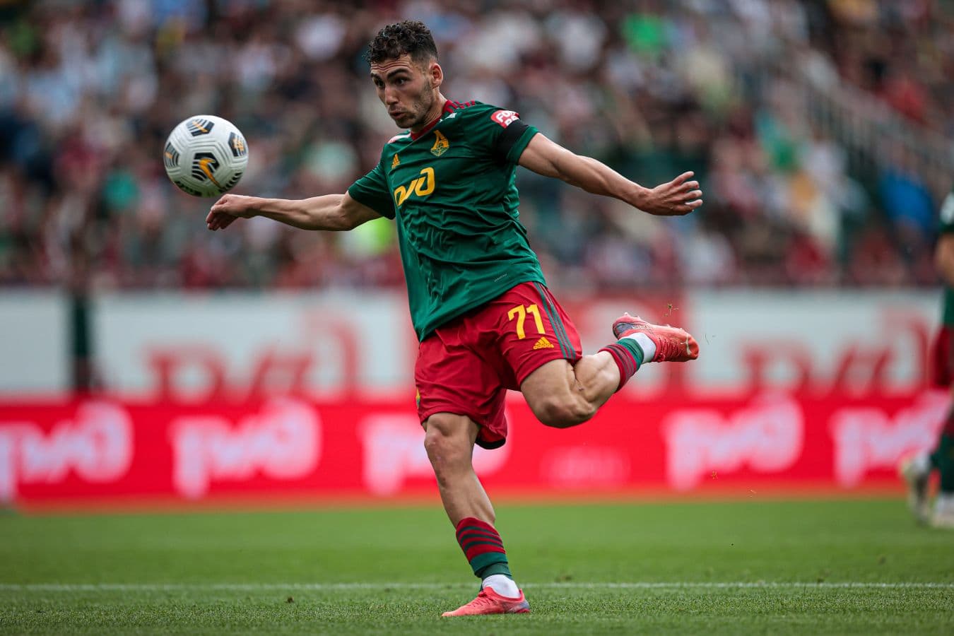 Экс-президент «Локо» Наумов: Двери в «Зенит» или Европу закрыты для Тикнизяна