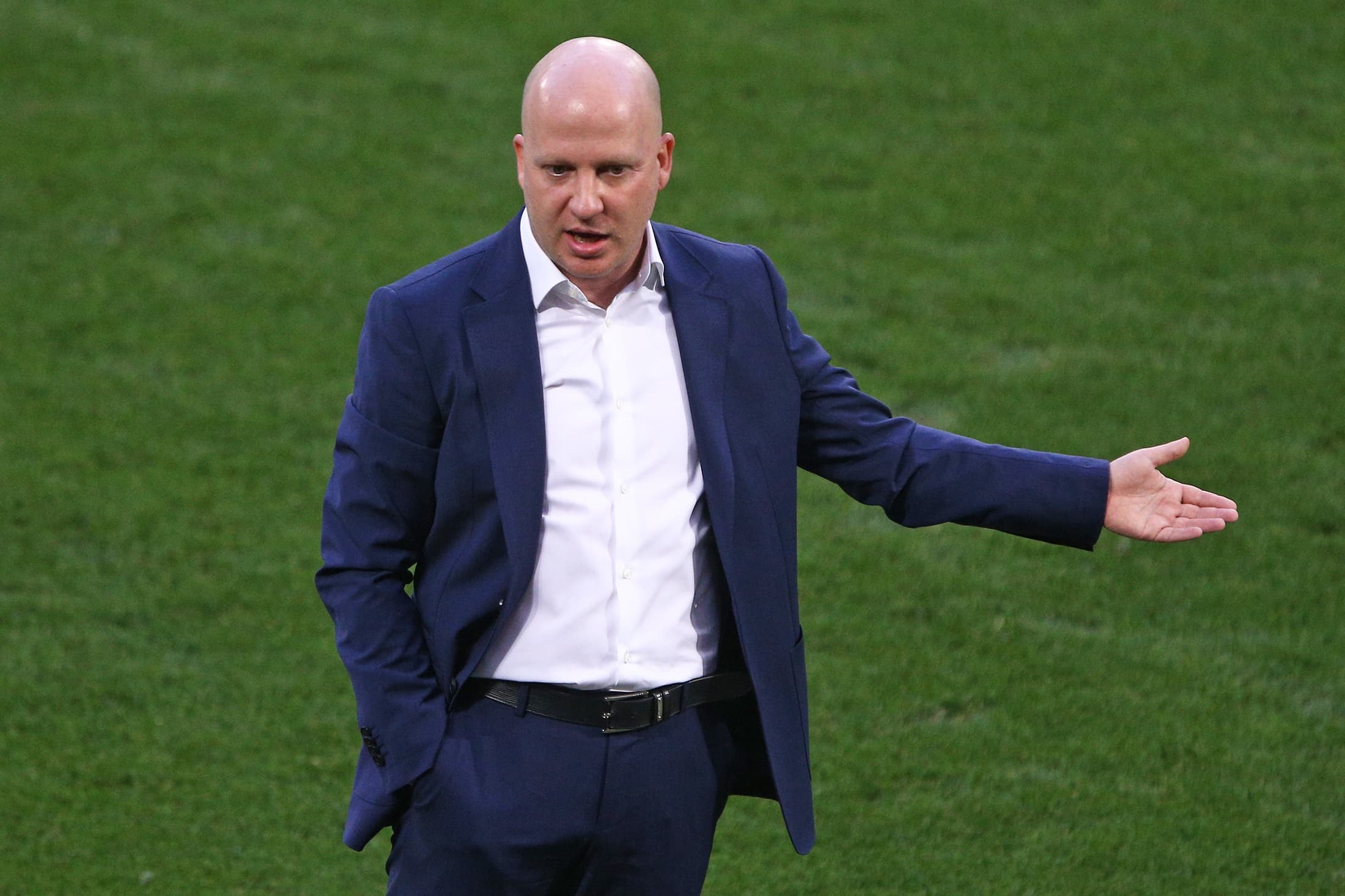 «Приезжают сюда стричь капусту». Масалитин – об уходе Николича из ЦСКА