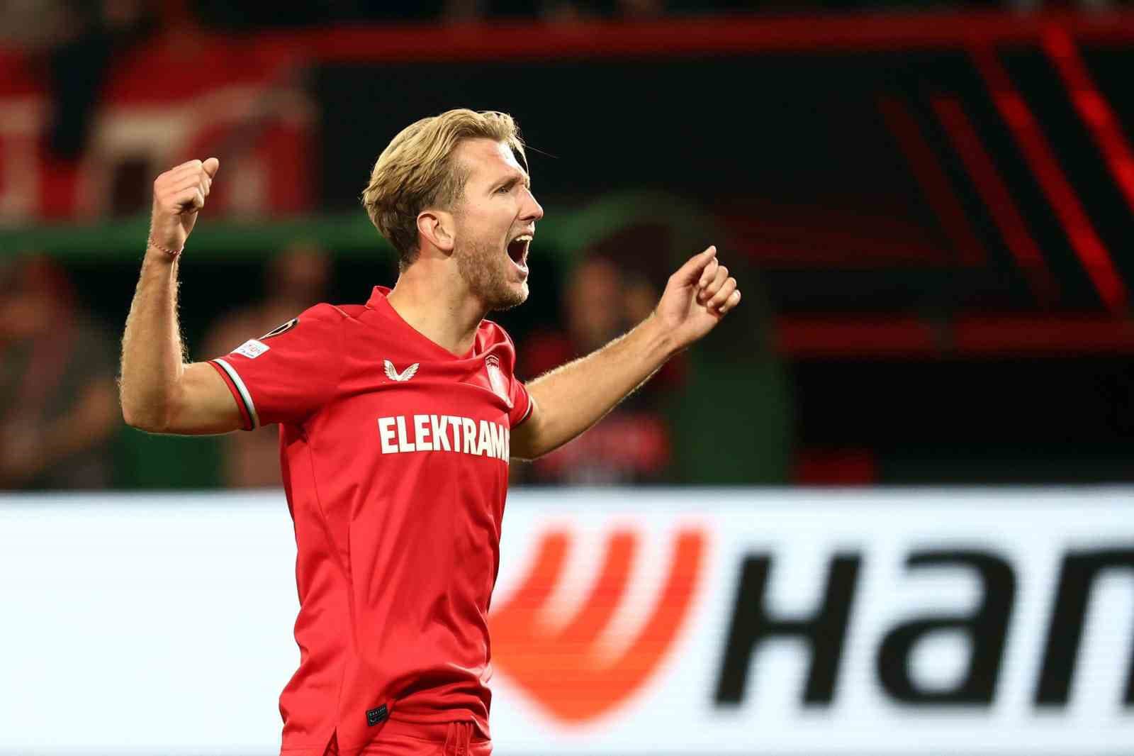 Отец Влапа: не хотелось бы сейчас комментировать возможный трансфер в «Спартак»