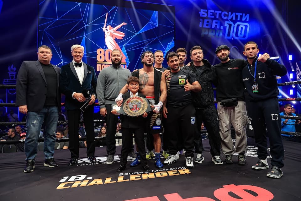 Мурад Халидов нокаутировал Сергея Кузьмина на турнире БЕТСИТИ IBA PRO 10