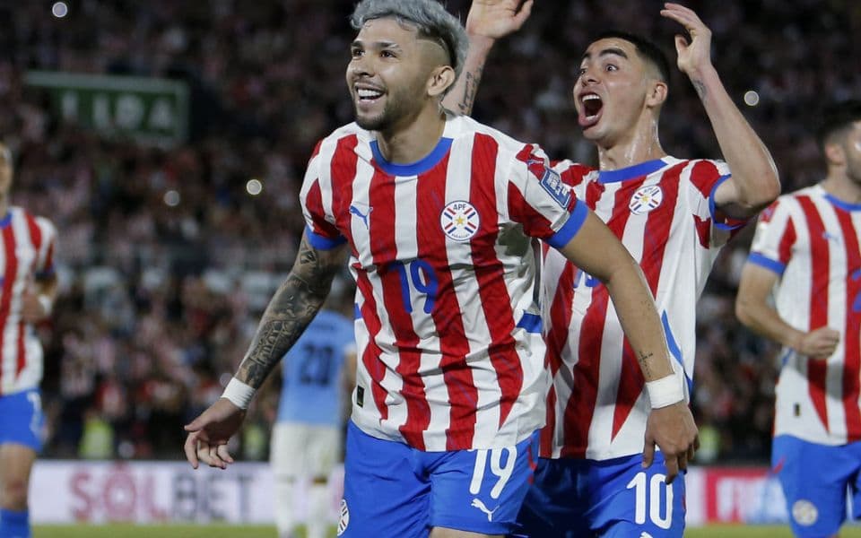 Япония - Парагвай