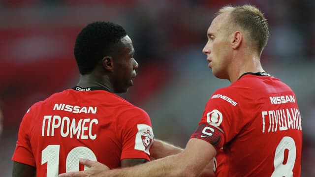 Квинси Промес и Денис Глушаков. Фото: РИА Новости