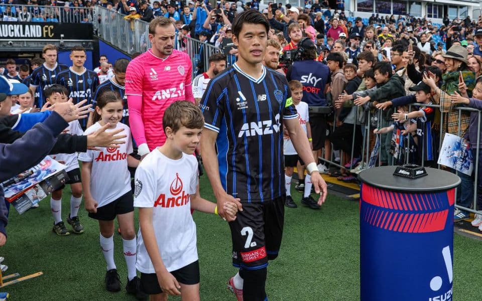 Окленд - Ньюкасл Джетс