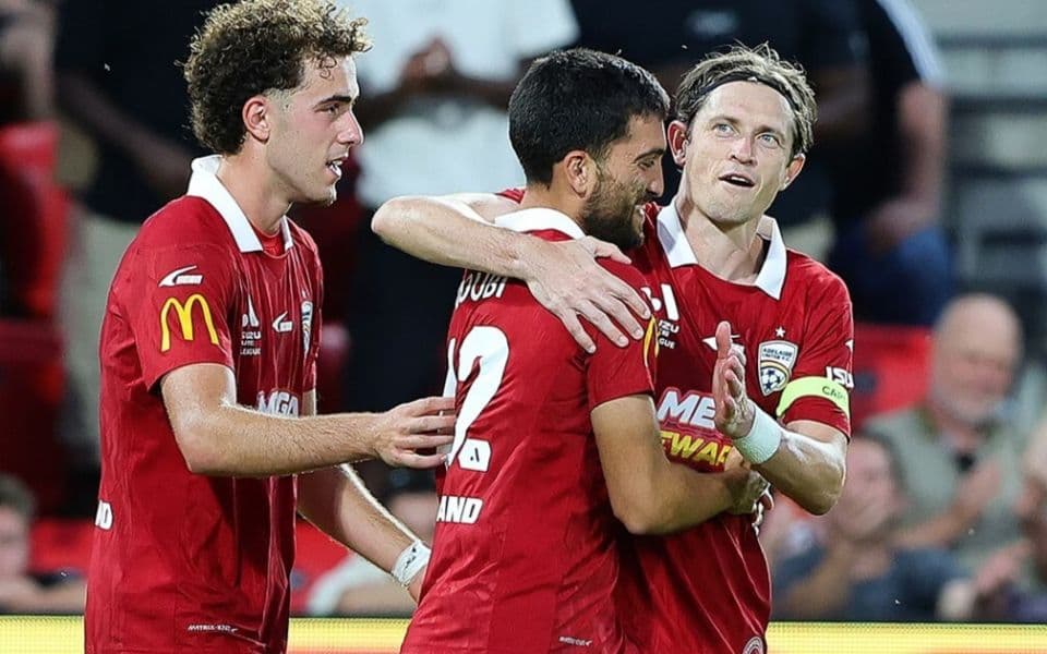 Аделаида Юнайтед - Макартур