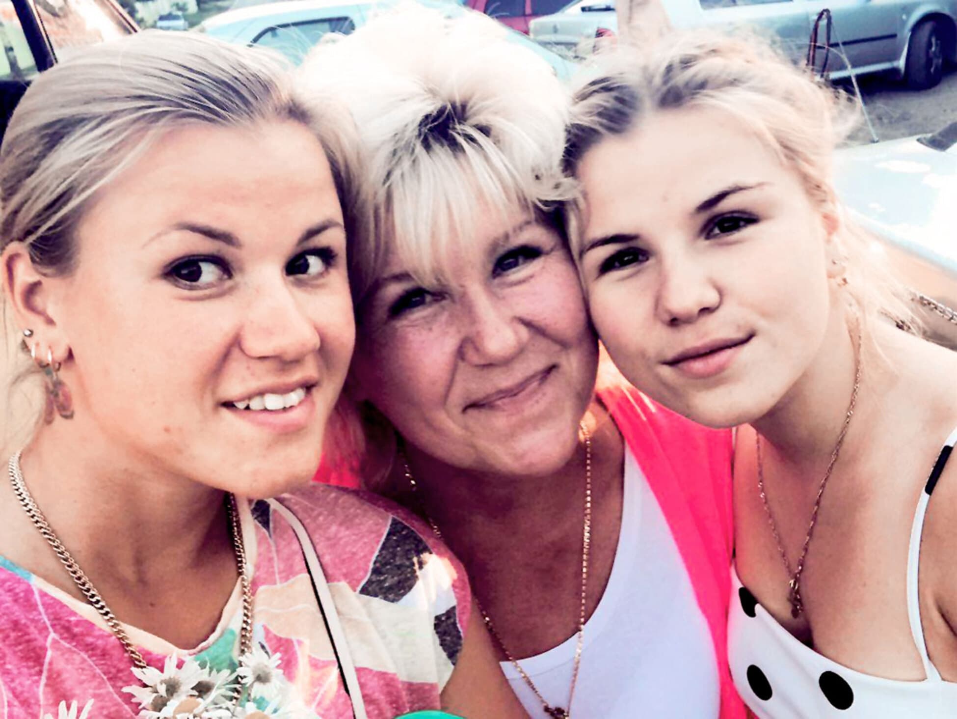 Резцова – о смерти матери: мне не понравилась работа СМИ в эти тяжелые дни