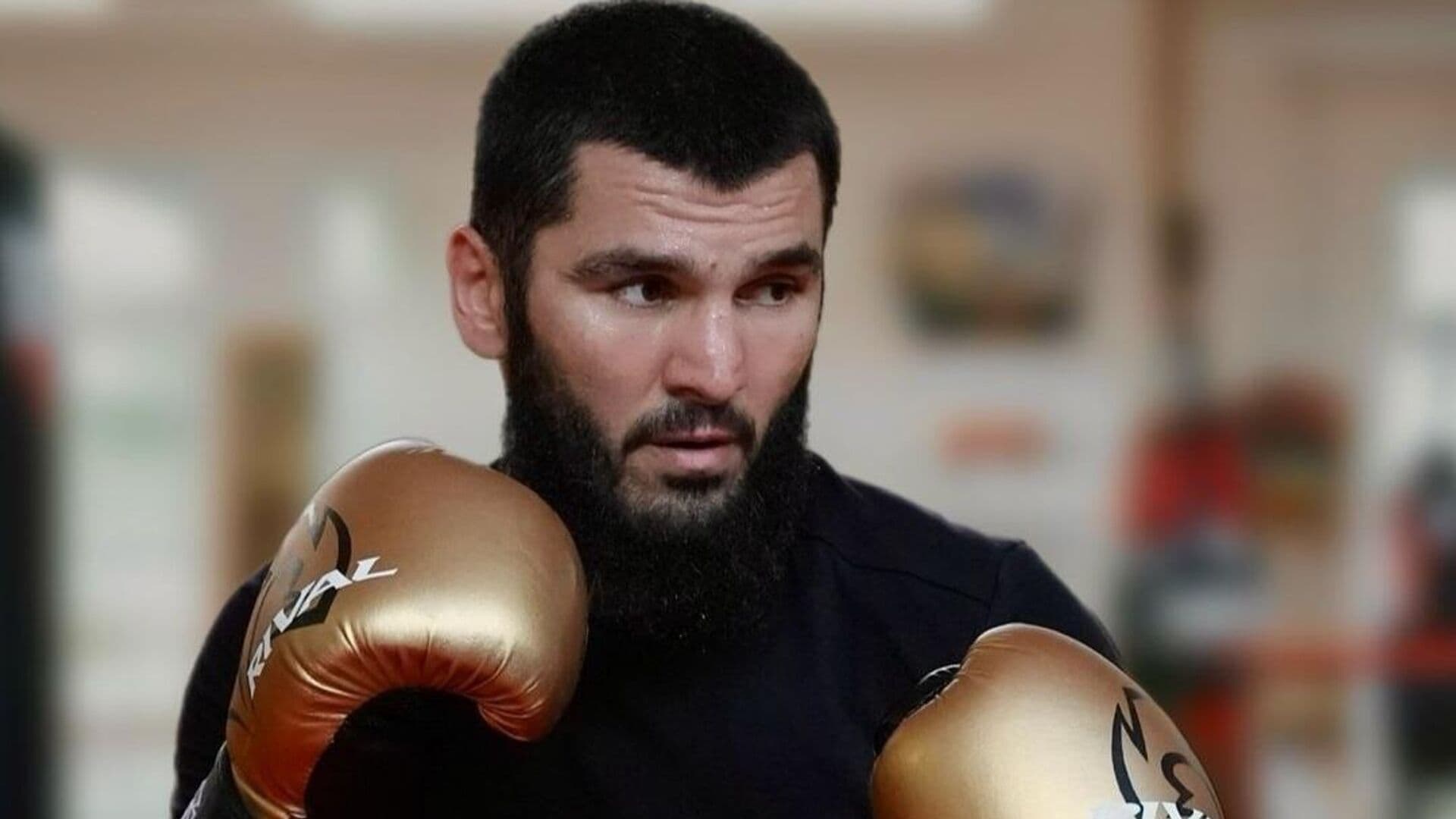 Тренер Бетербиева: Часть подготовки к бою с Николсоном Артур проведет в среднегорье