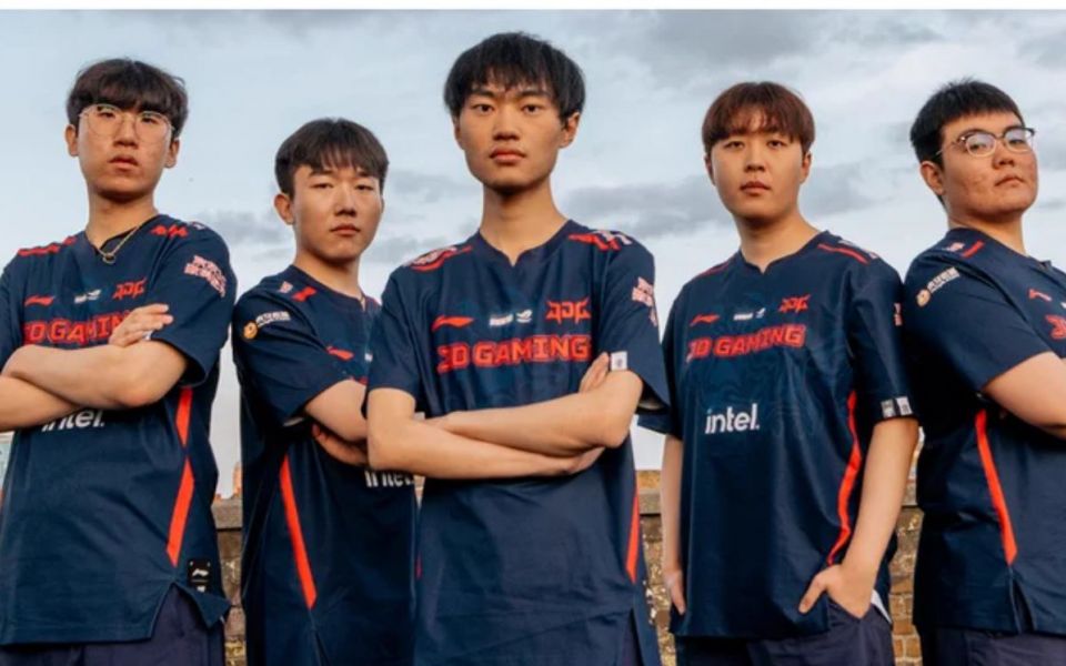 Top Esports - JD Gaming 