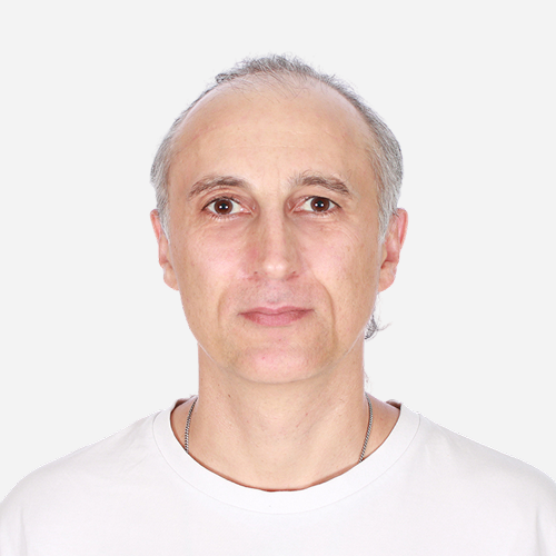 Паруйр Синявский