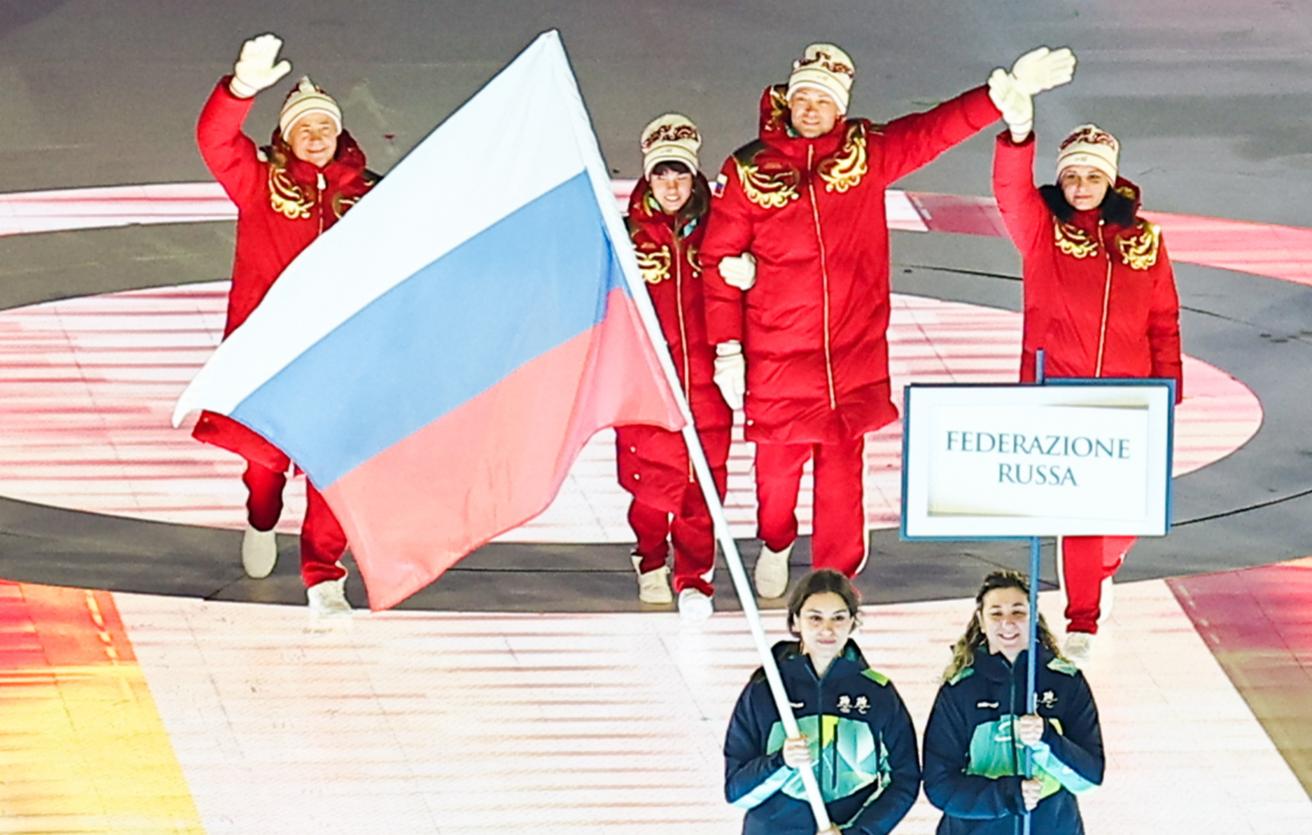 Российская делегация на открытии Паралимпиады-2026. Фото: ТАСС